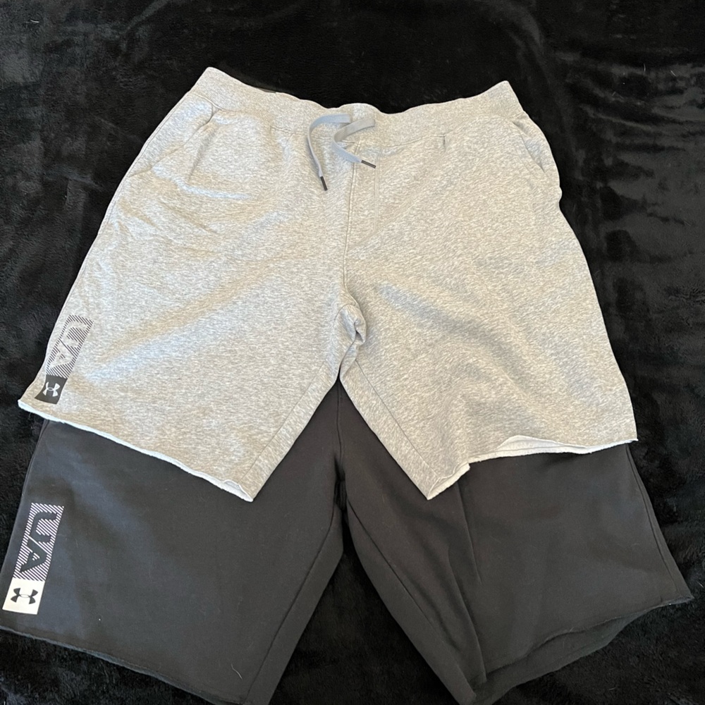 2 under Armour shorts